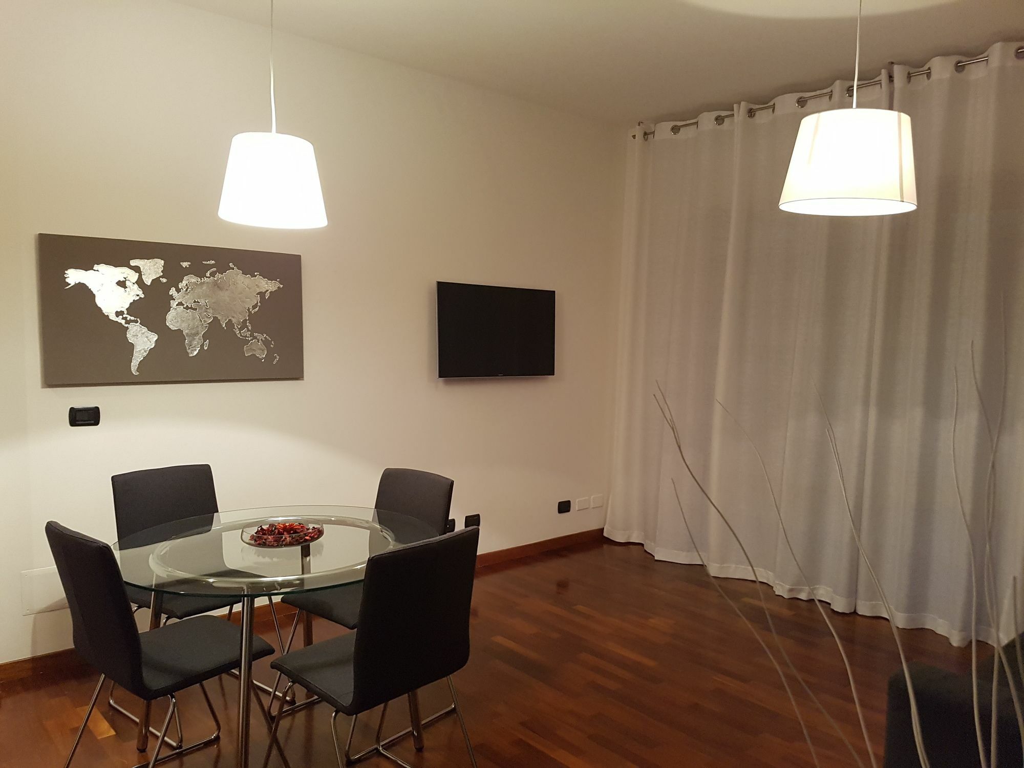 Stoccolma 11 Airport And Fiera Apartment Фиумичино Екстериор снимка