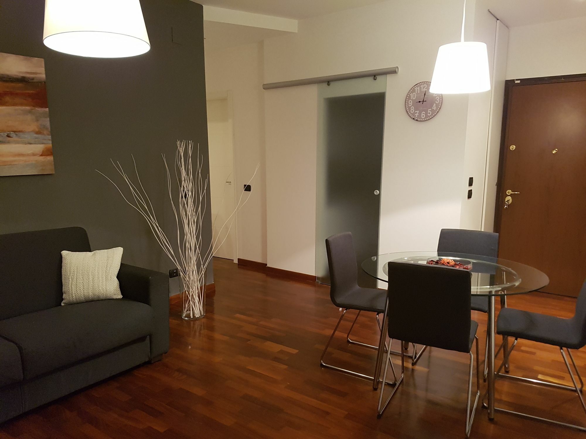 Stoccolma 11 Airport And Fiera Apartment Фиумичино Екстериор снимка
