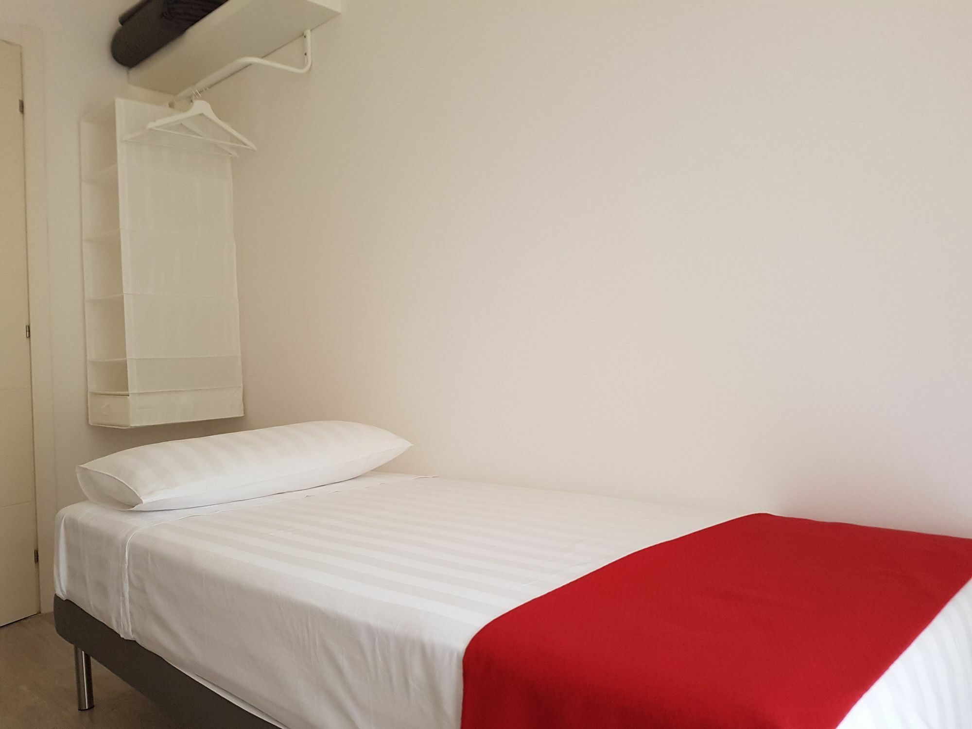 Stoccolma 11 Airport And Fiera Apartment Фиумичино Екстериор снимка