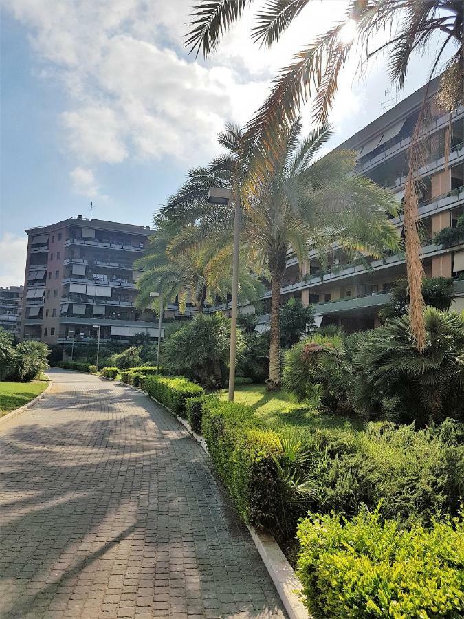 Stoccolma 11 Airport And Fiera Apartment Фиумичино Екстериор снимка